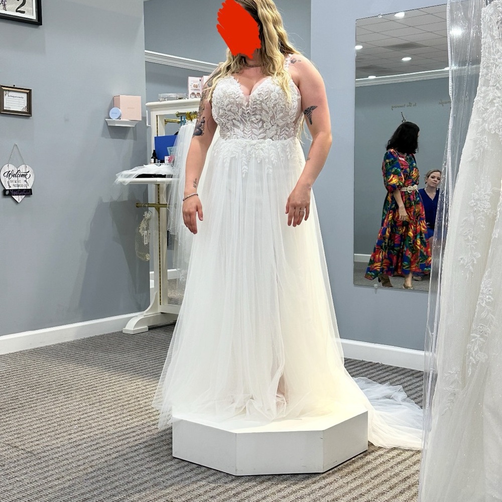 Rebecca Ingram Wedding Dress